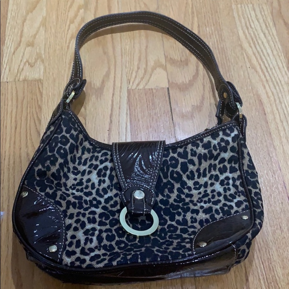 Cheetah print handbag